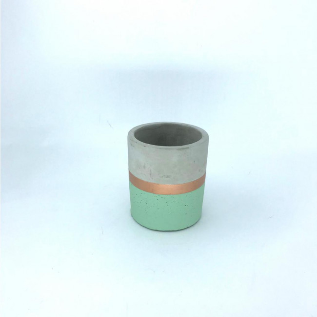 VASO MENTA E COBRE EM CIMENTO P