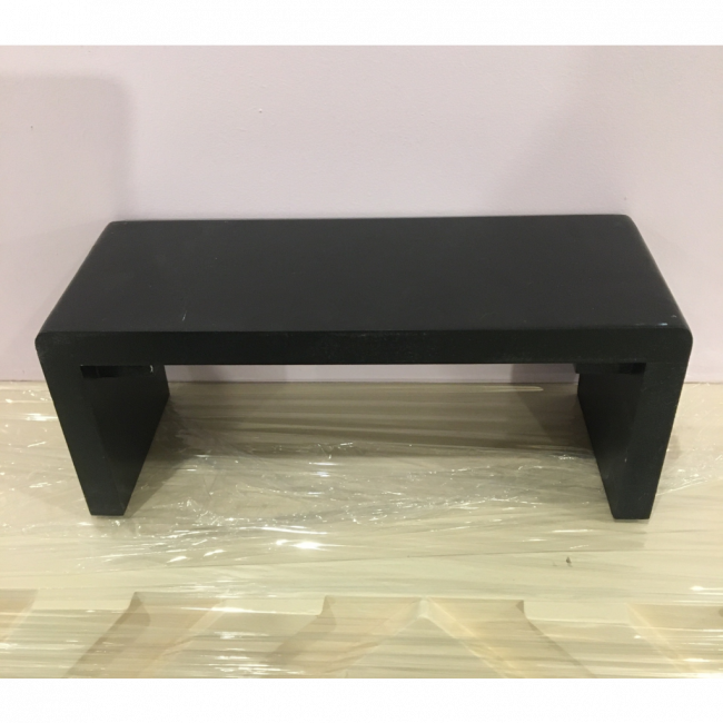 ALTURA DE MESA LAQUEADA PRETO