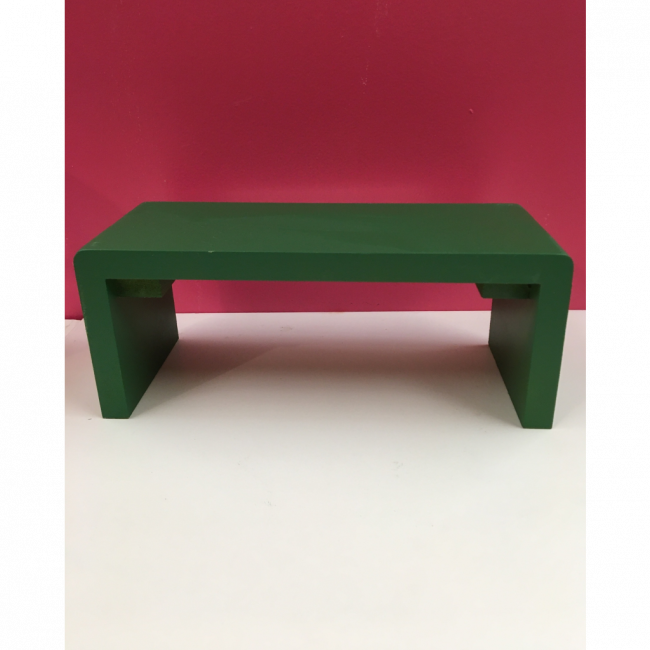 ALTURA DE MESA LAQUEADA VERDE