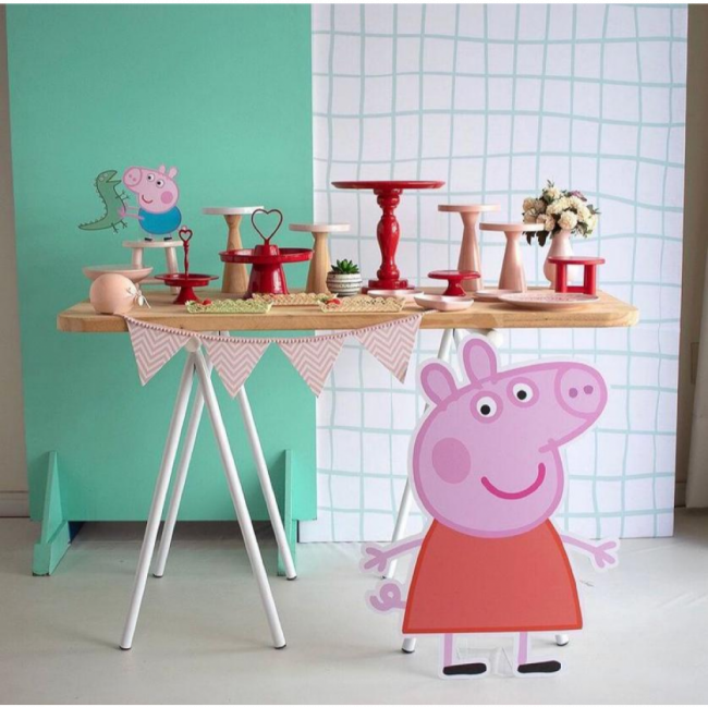 Kit peppa(438,40 com o cupom lalaloc20)