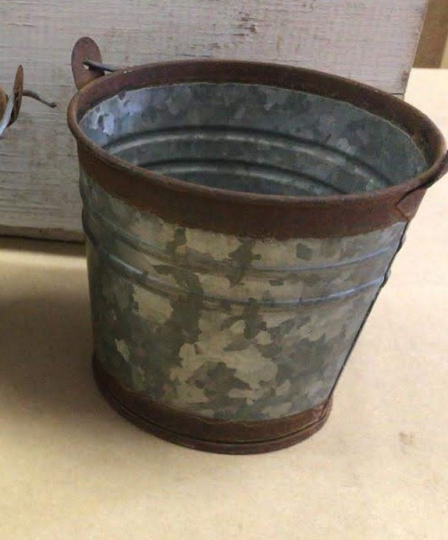 VASO CACHEPÔ DE FERRO CINZA E BORDA MARROM  G