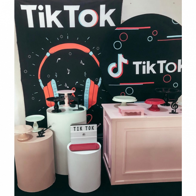 Kit Tik Tok locação