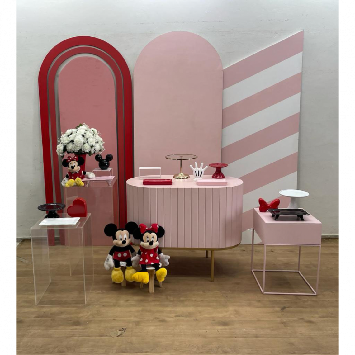 Festa Minnie vermelha e rosa