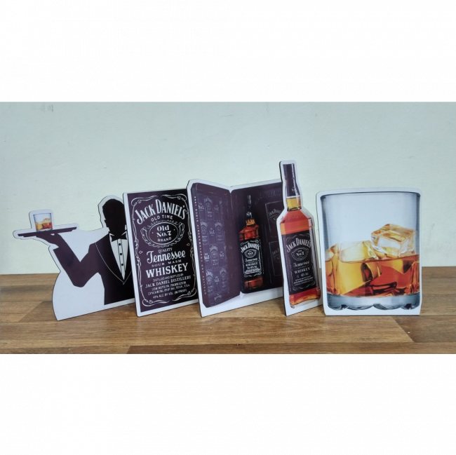 5 display Jack Daniel\'s