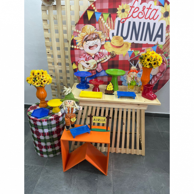 Festa Junina com Mesa Pinus