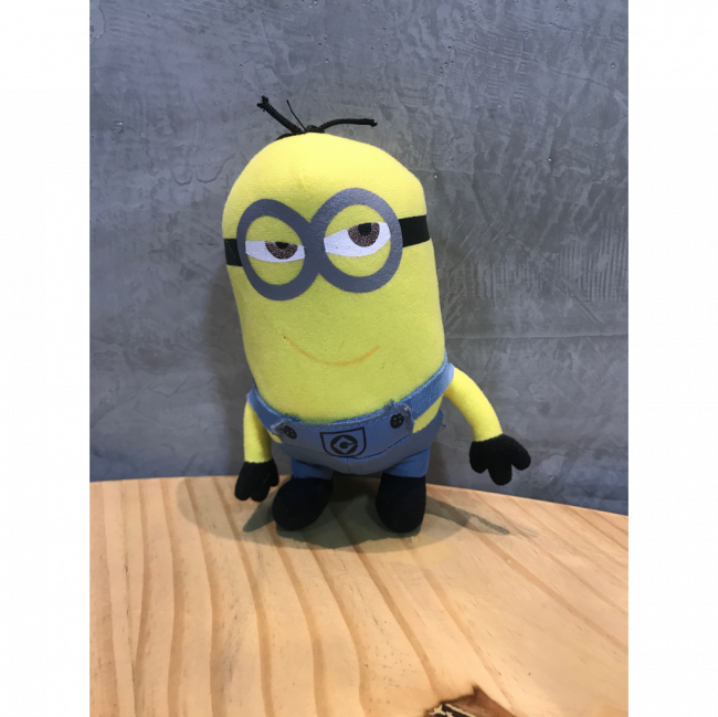 Boneco Minions Kevin