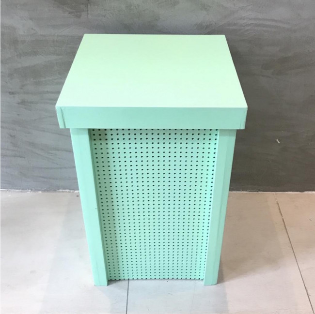 MESA FURADINHA P VERDE BB