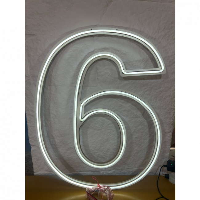 Numero de Led com Madeira 6