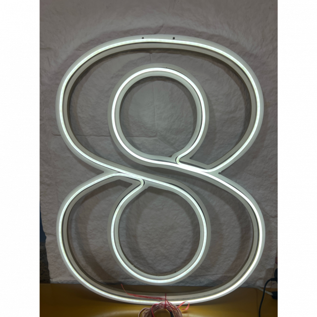 Numero de Led com Madeira 8