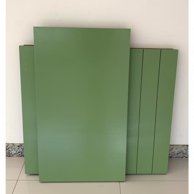 MESA BALCÃO DESMONTÁVEL COR VERDE CLARO