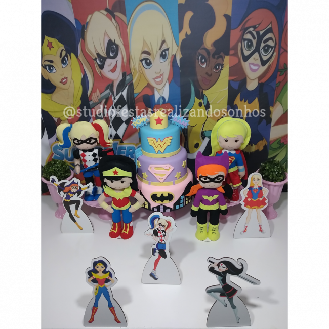 SUPER HERO GIRLS 1