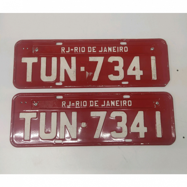 Par de Placa de Carro Anos 2000