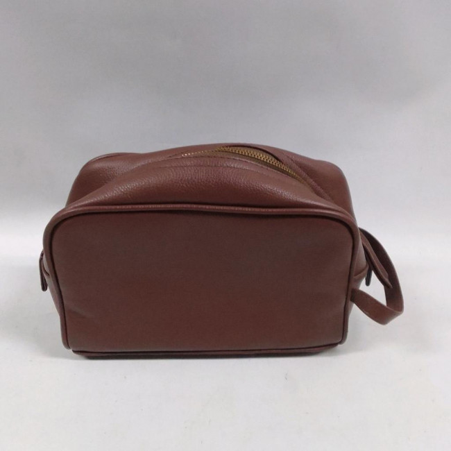 Necessaire