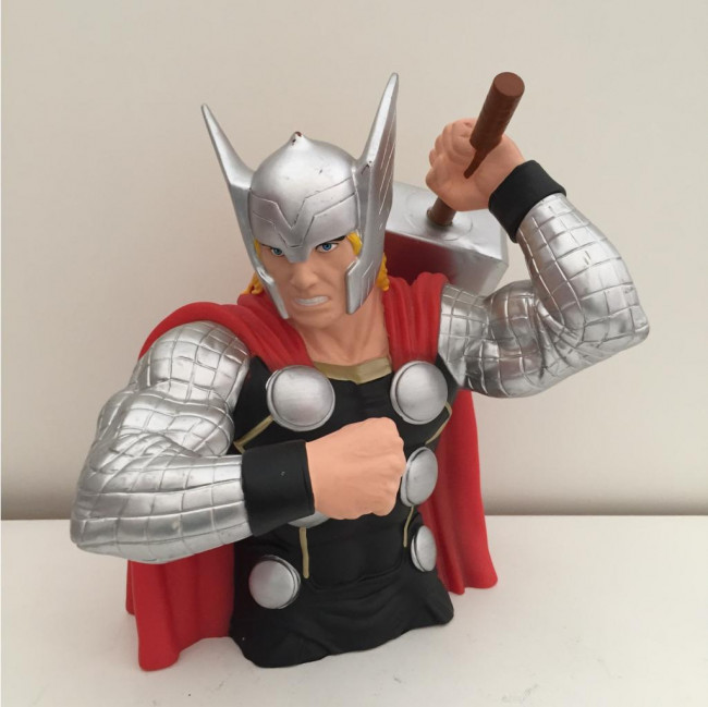 BUSTO THOR (21A)