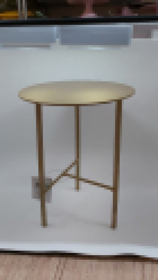 Banquinho Rami Dourado Alto