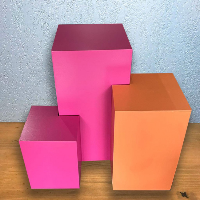 Cubo Pink P1 - 41cm (A) x 30cm (L)