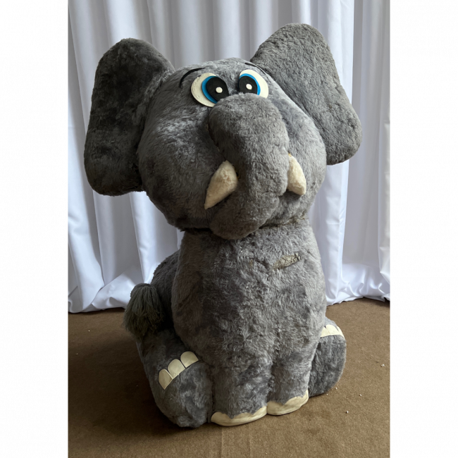 Elefante Sentado G