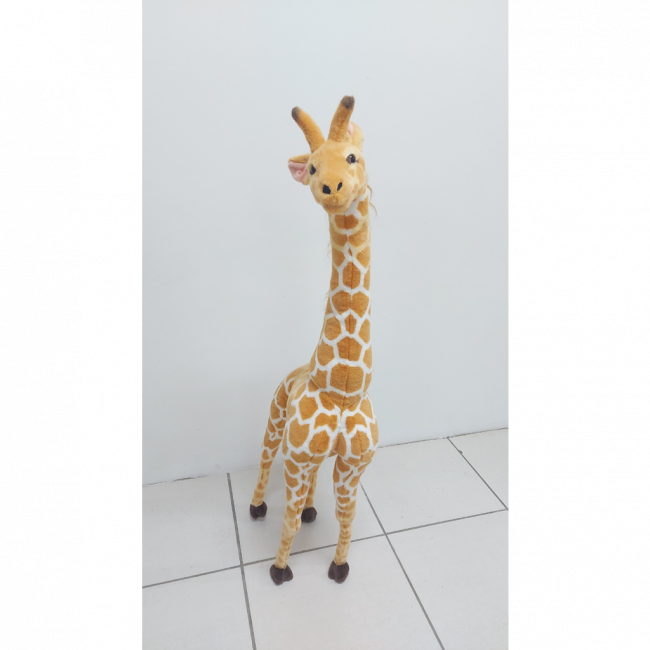 Girafa pelúcia safari (1,25mA/40cmC/20cmL)