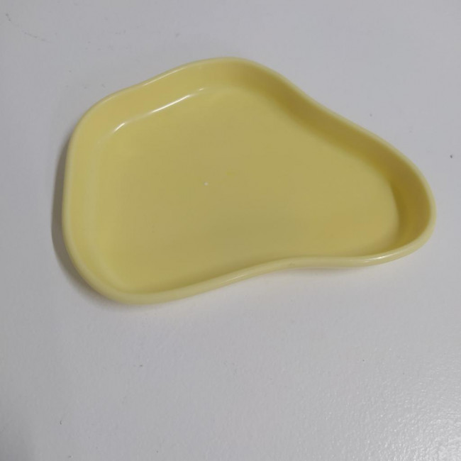 BANDEJA ORGANICA AMARELO CANDY PP 13 COMPRIMENTO