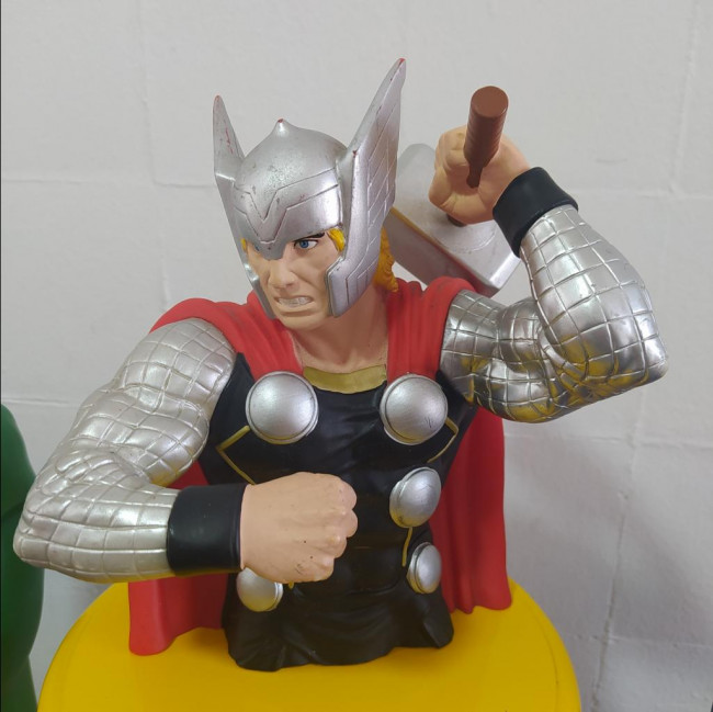 BONECO THOR DECORATIVO