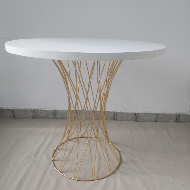 MESA TRELIÇA DOURADA 80 CM ALTURA