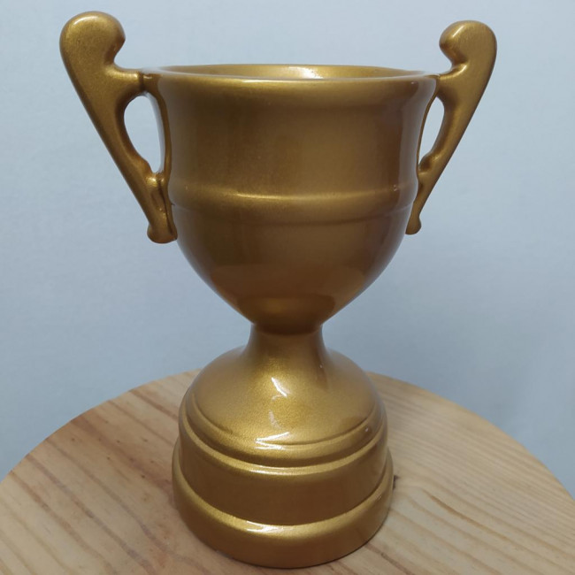 TROFÉU DOURADO CERÂMICA LÚDICO