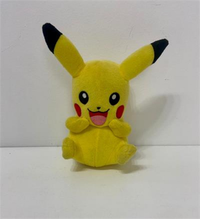 PB PELÚCIA PIKACHU POKEMOM AMARELO A21 M