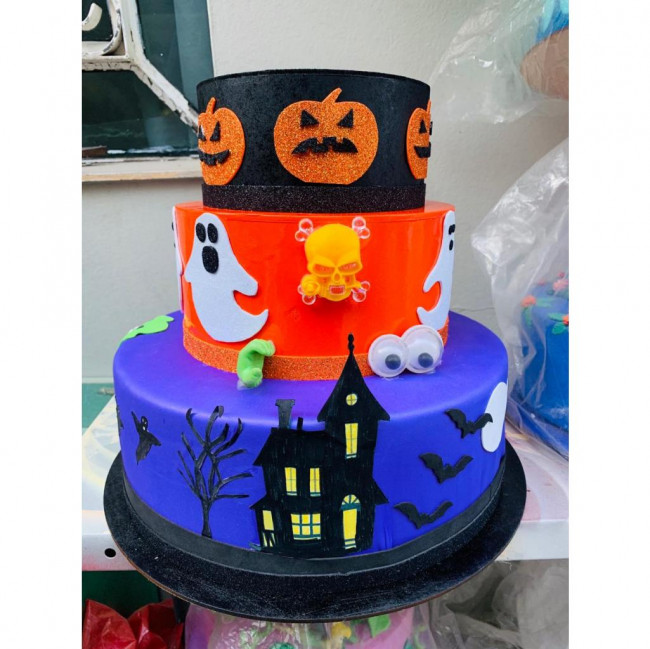 VAMPIRINA HALLOWEEN