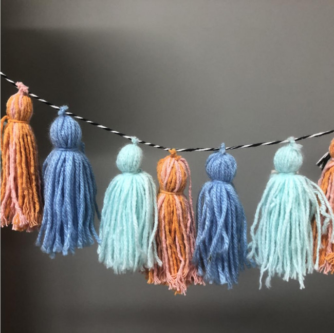 BANDEIROLA TASSEL (CANDY)