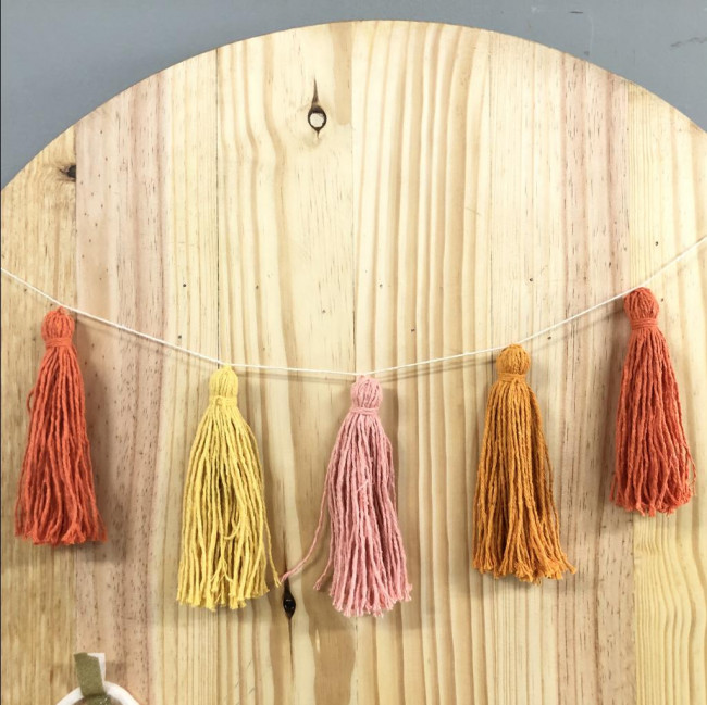 Bandeirola tassel laranja amarelo