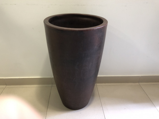 VASO PLASTICO MARROM CILINDRO M