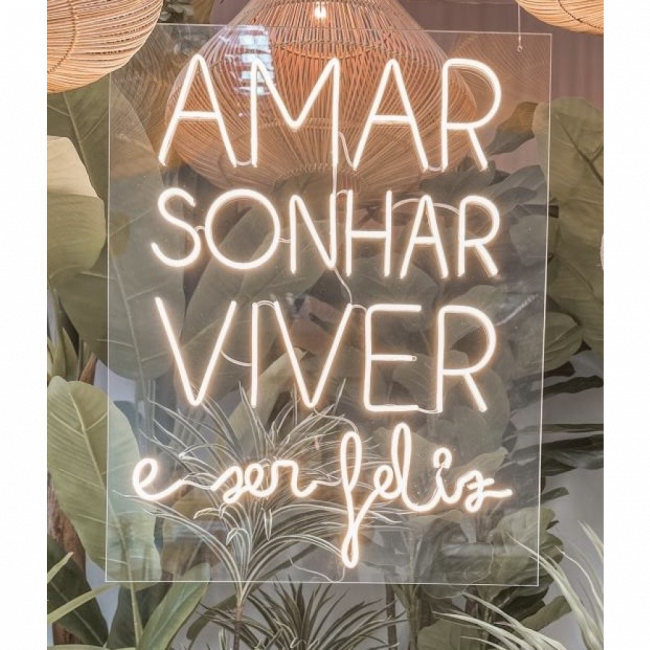 Luminoso amar sonhar viver e ser feliz