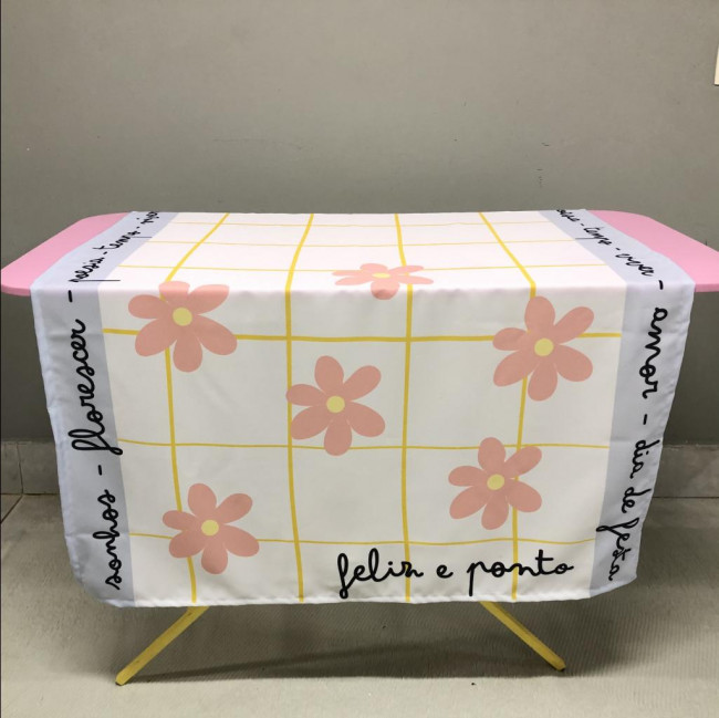 Toalha de mesa flor feliz e ponto