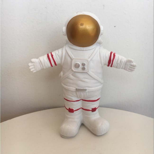 ASTRONAUTA