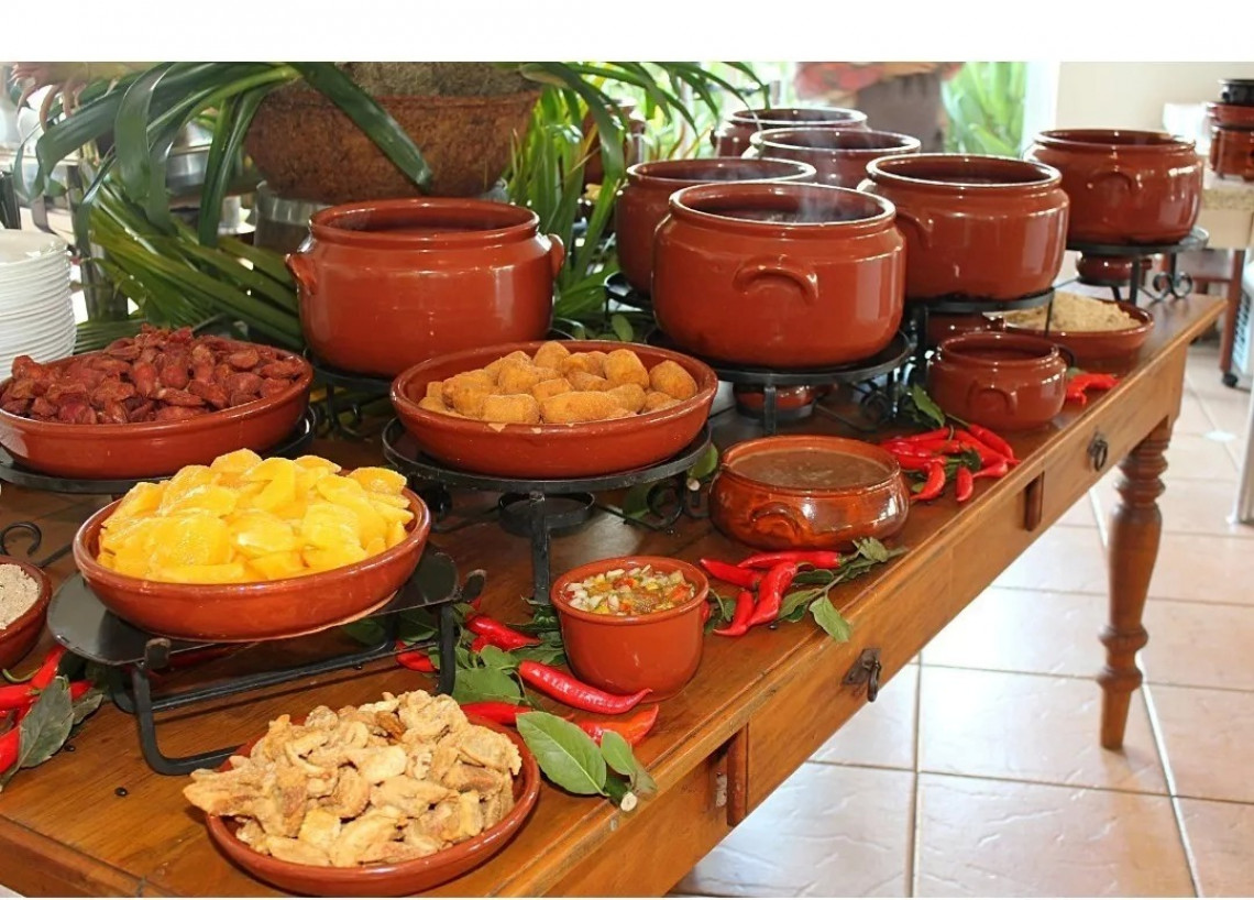 Linha Cerâmica Feijoada